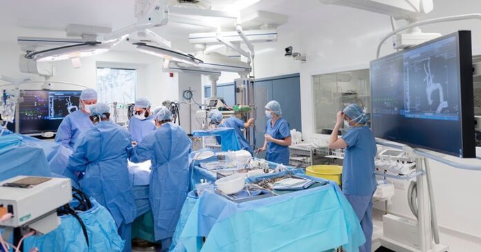 Operating_theatre