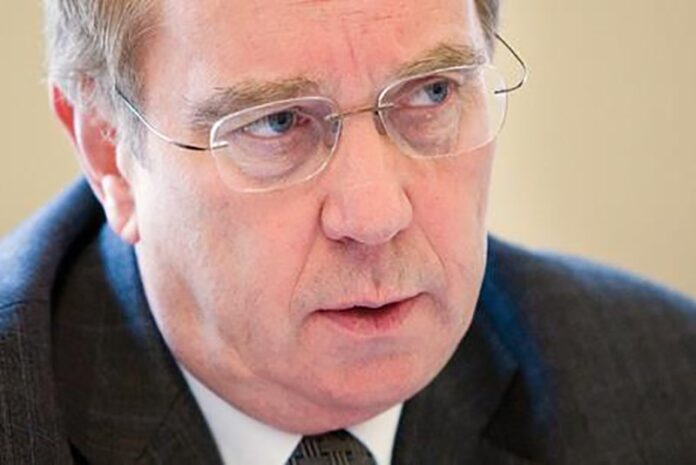 Robert_Naylor