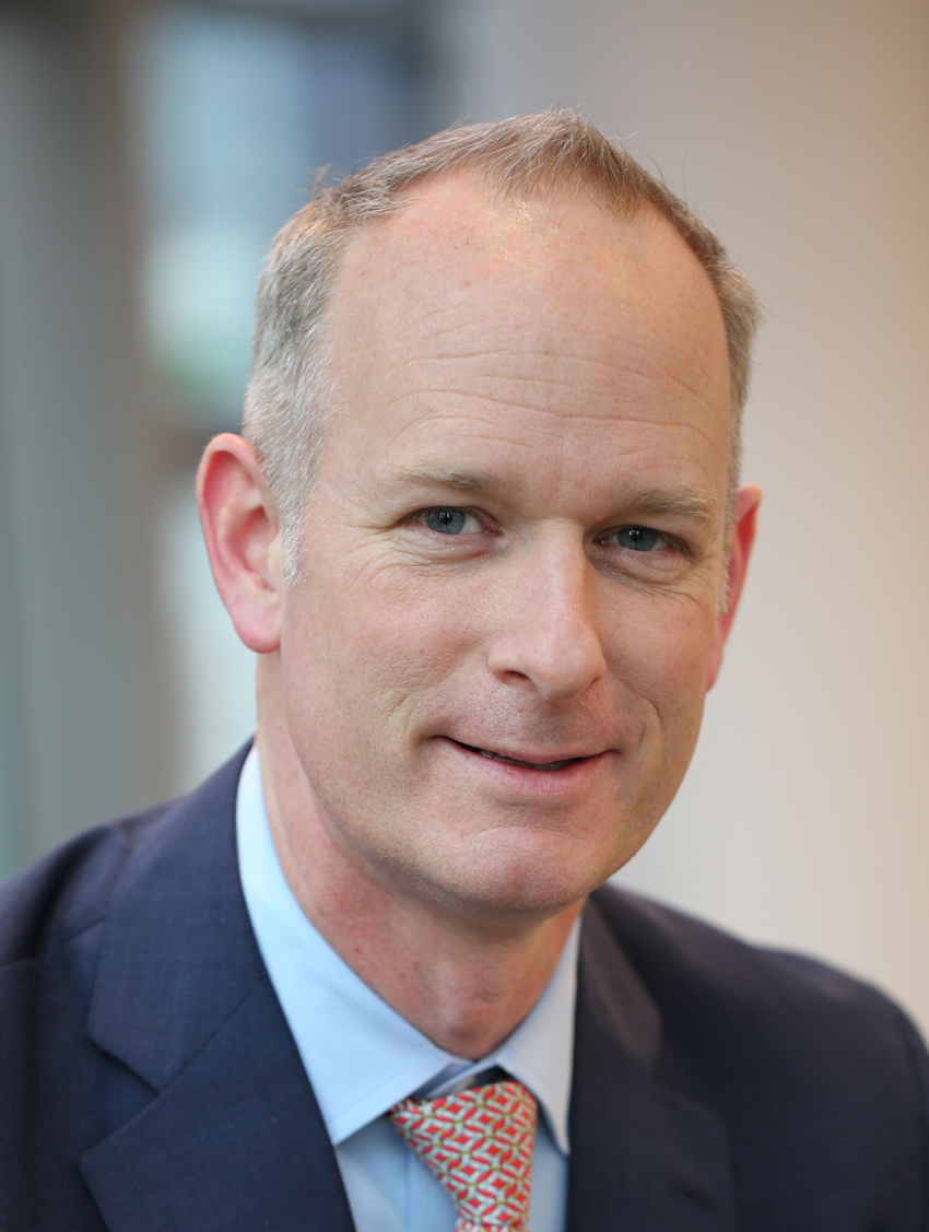 2015 - OVEY_Andrew - 3 - Droits acquis2222 Andrew Ovey, head of healthcare at AXA IM-RA