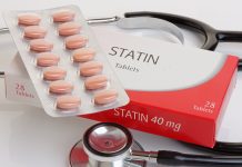 Statins reduce cardiovascular disease risk in older people, study finds Statins reduce the cardiovascular disease risk in older people