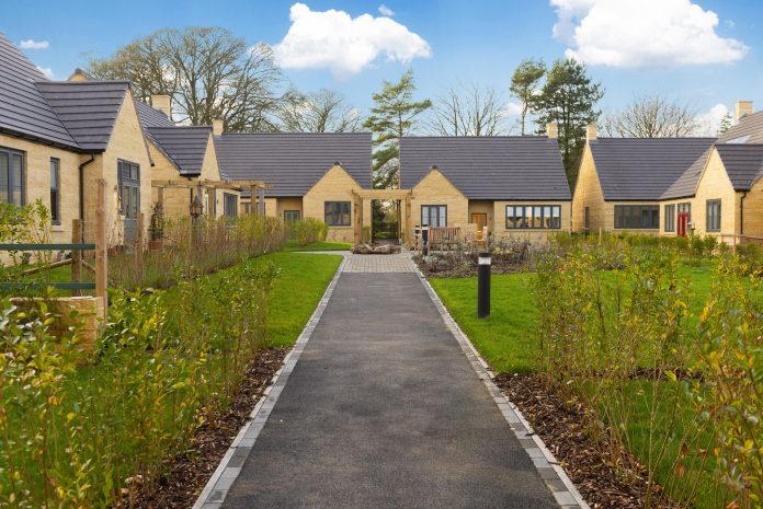Pentelow-Gardens-Exterior-Garden