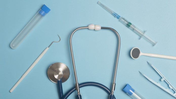 Medical instruments_iStock-1321092777
