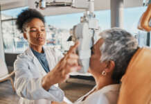Optometrists call for national strategy as NHS waits force patients to pay for treatment