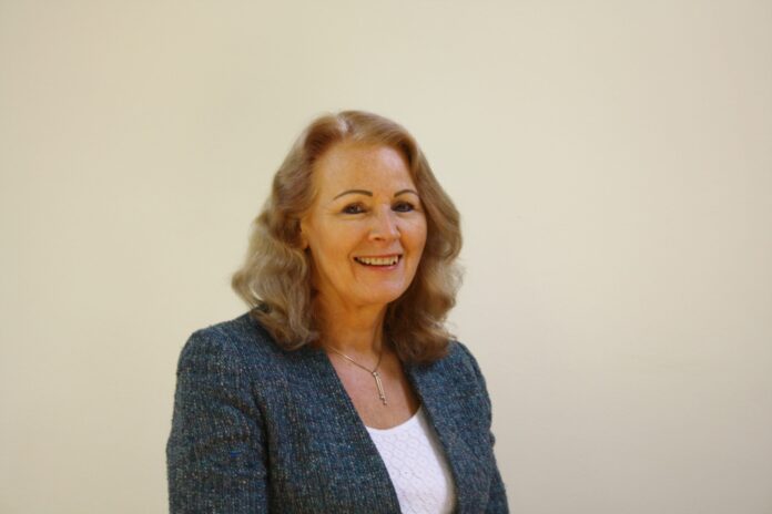 Carolyn Derrington - HCML