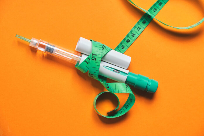 Glp-1 injection pen with tape measure for weight loss