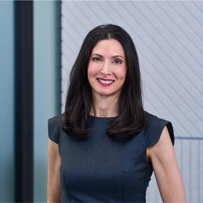 Dr Joanne Hackett