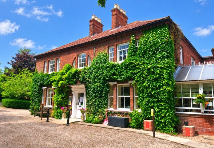 ENA Care Plenus The Manor